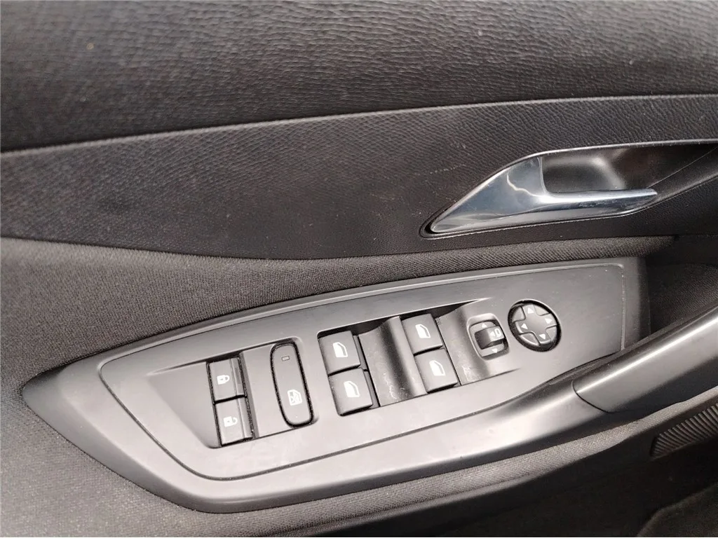 Peugeot 308sw 2022 – fotografija 19