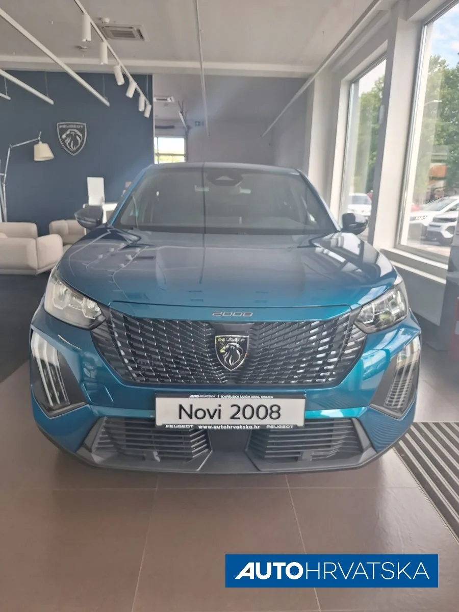 Peugeot 2008 2026: fotografija 2