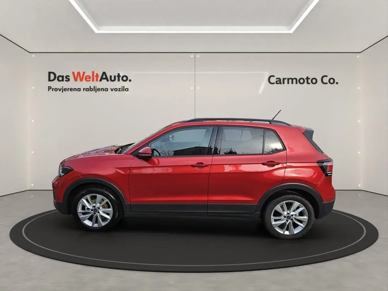 Volkswagen T-Cross 2026: fotografija 2