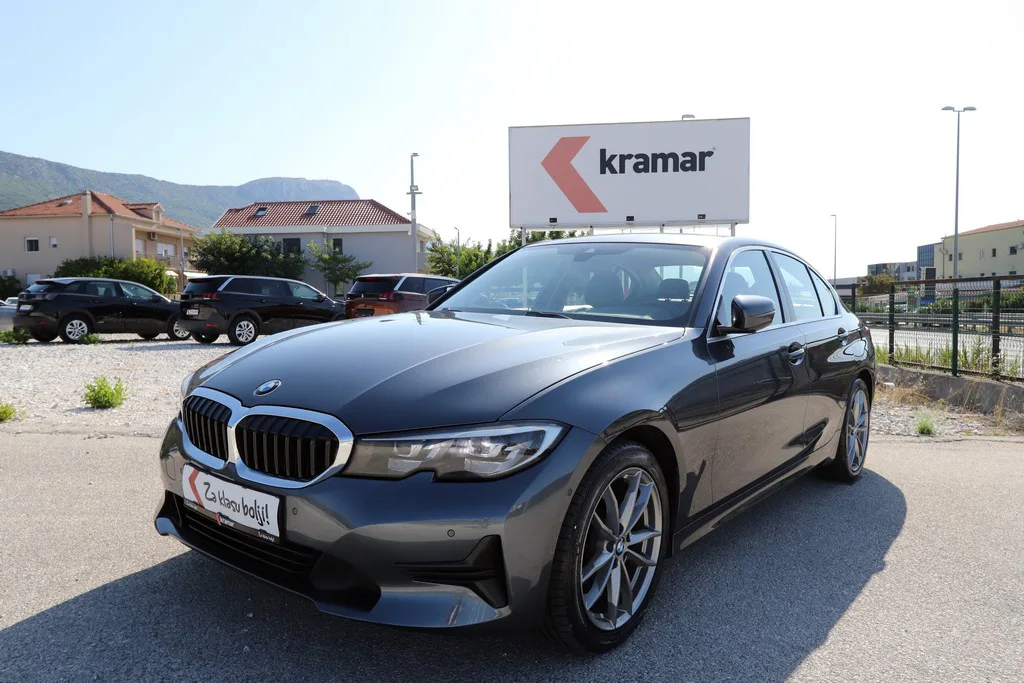 BMW Serija 3 2019 – fotografija 1