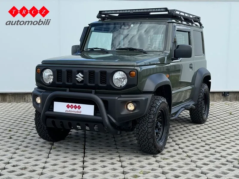 Suzuki Jimny 2023: fotografija 1