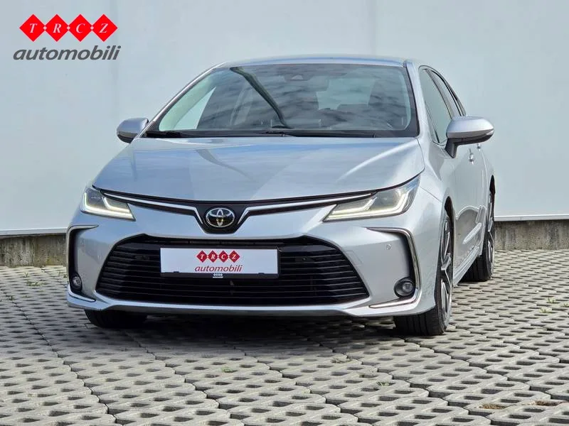 Toyota Corolla 2022: fotografija 2