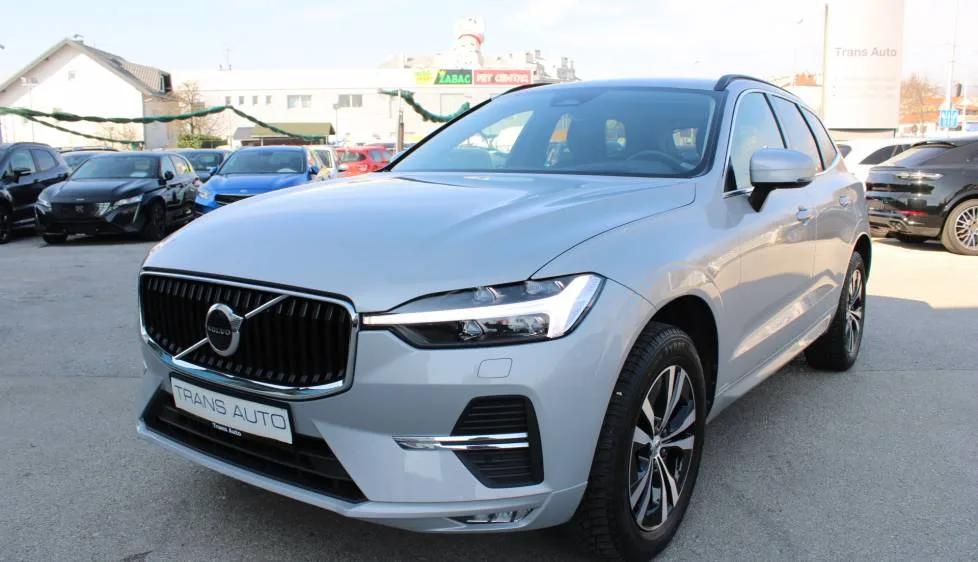 Volvo Xc60 2022: fotografija 1