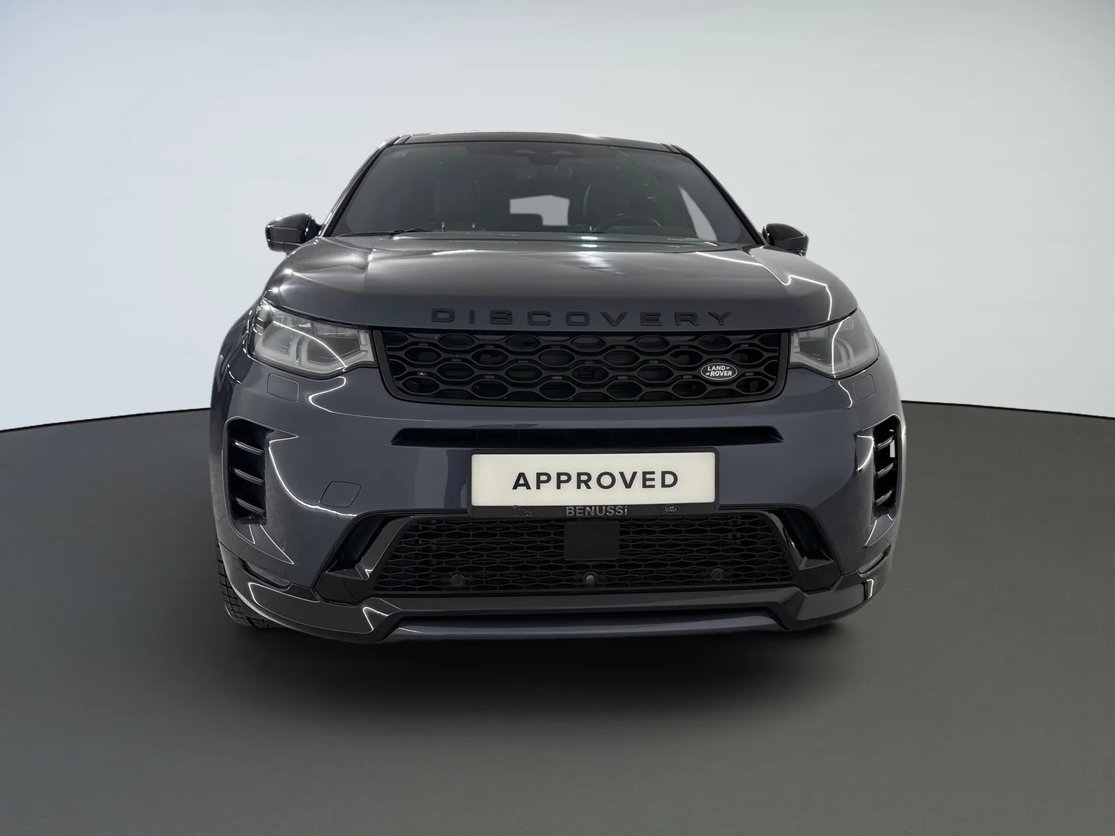 Land Rover Discovery Sport 2025: fotografija 2