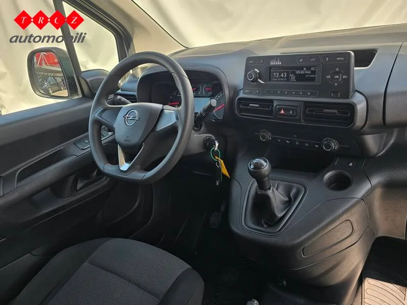 Opel Combo 2021: fotografija 8