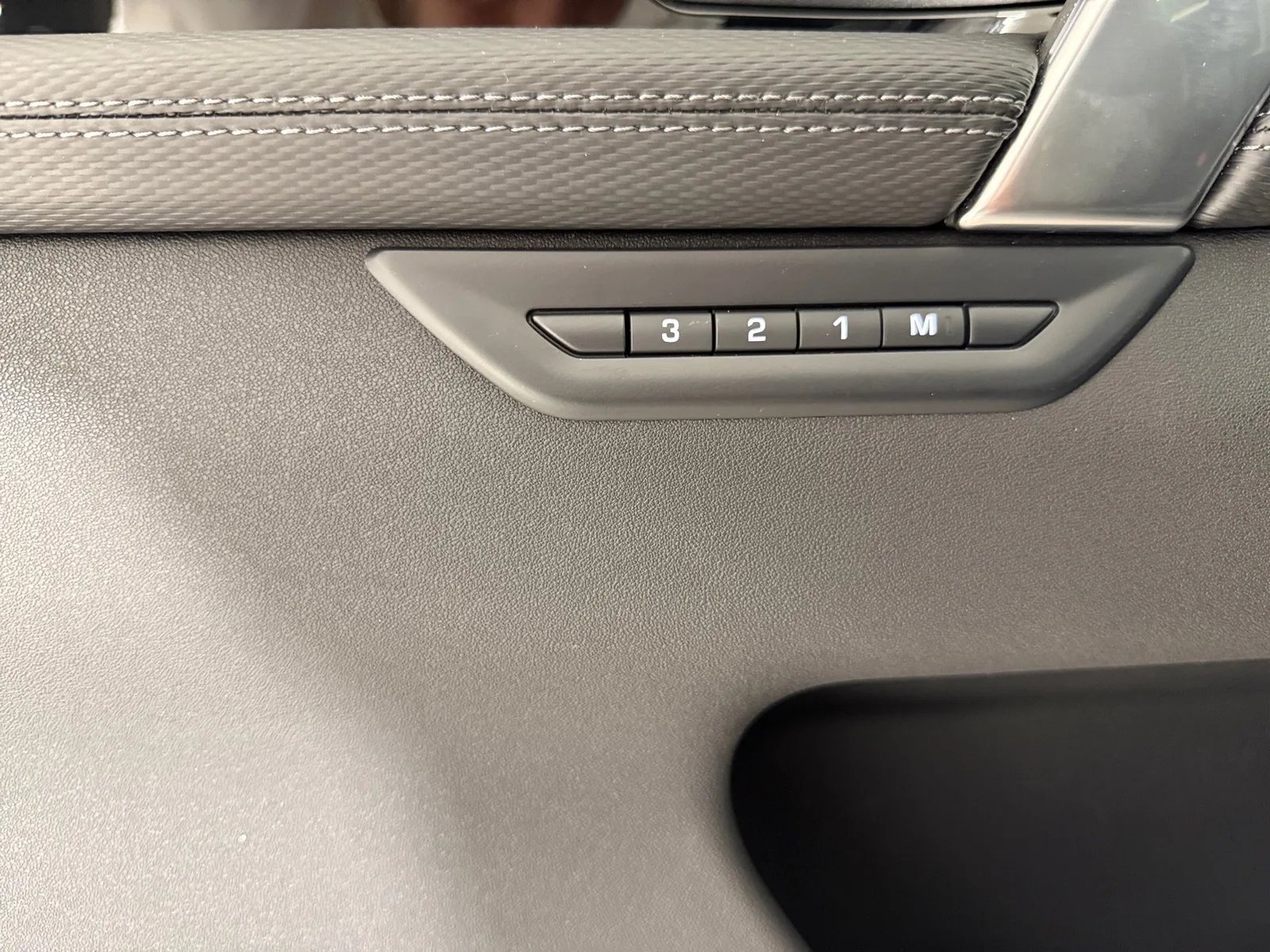 Land Rover Discovery Sport 2026 – fotografija 24