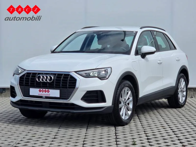 Audi Q3 2021 – fotografija 1