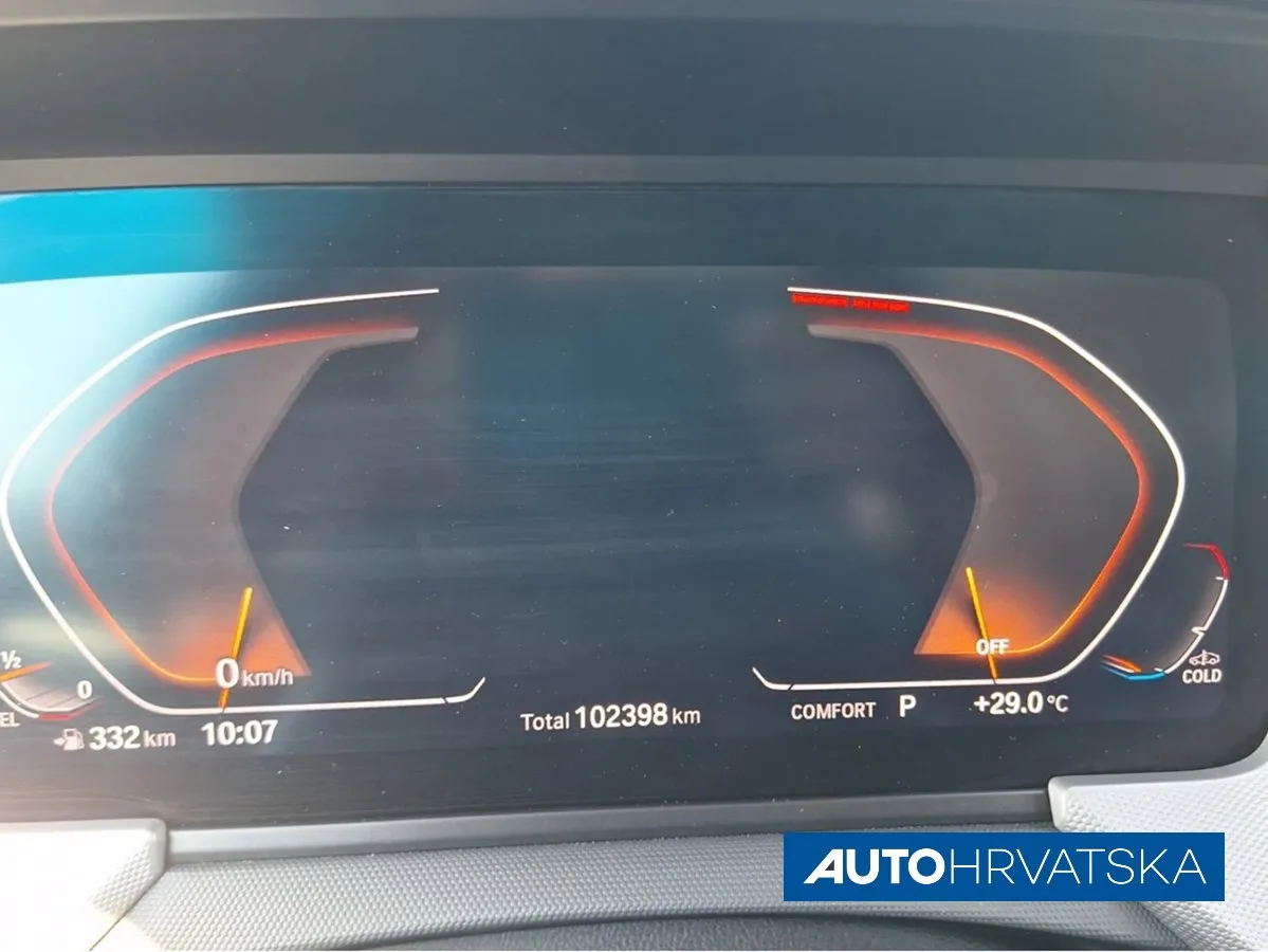 BMW Serija 1 2022 – fotografija 15