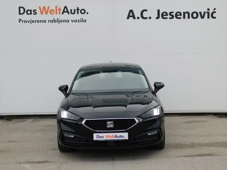Seat Leon 2025: fotografija 2