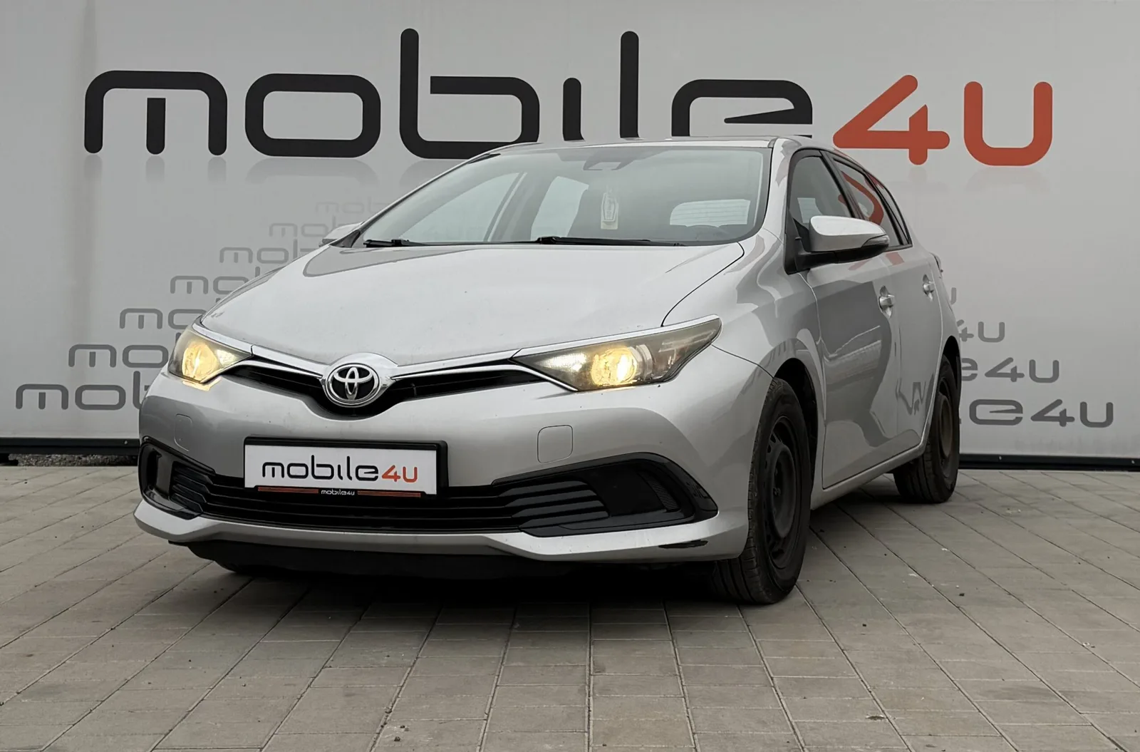 Toyota Auris 2019 – fotografija 1