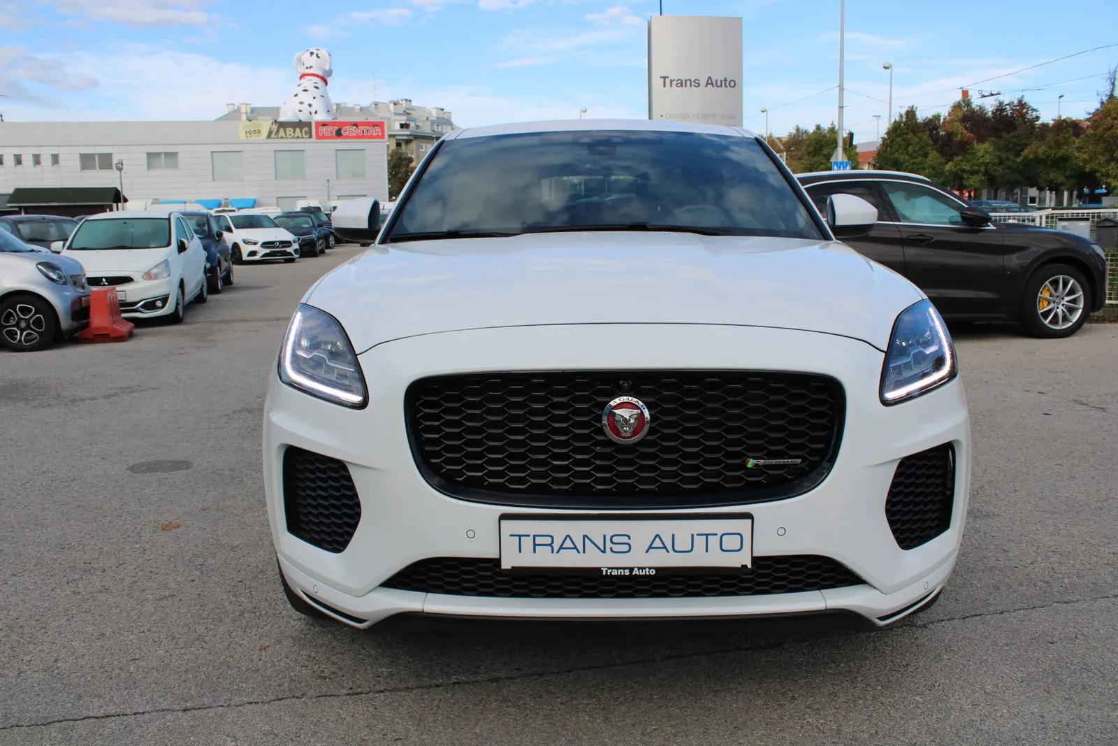 Jaguar E-PACE 2019: fotografija 2