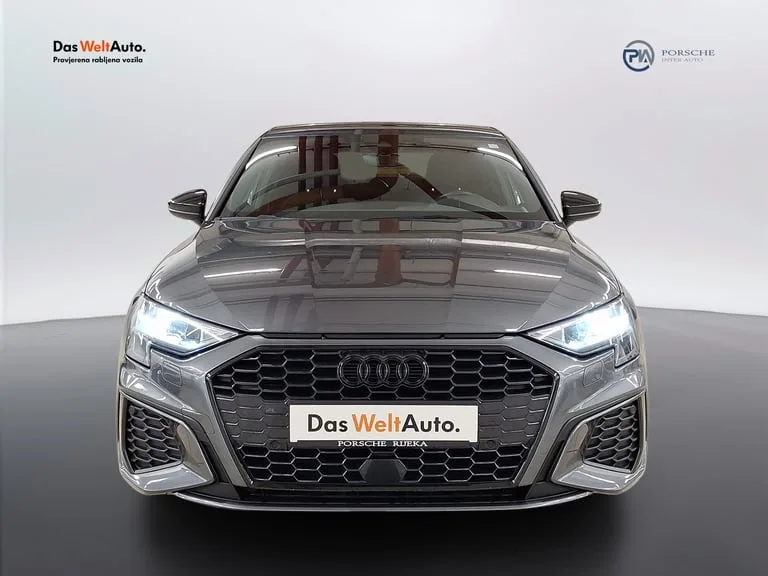 Audi A3 2022: fotografija 2