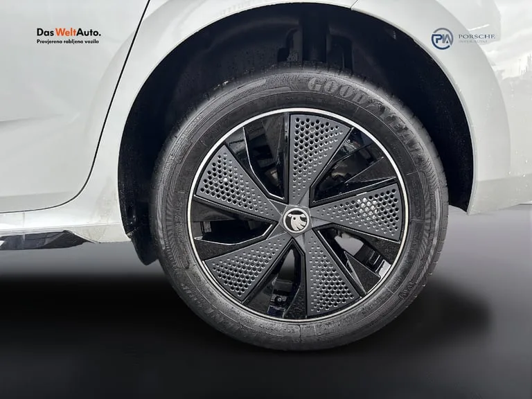 Škoda Kamiq 2026: fotografija 28