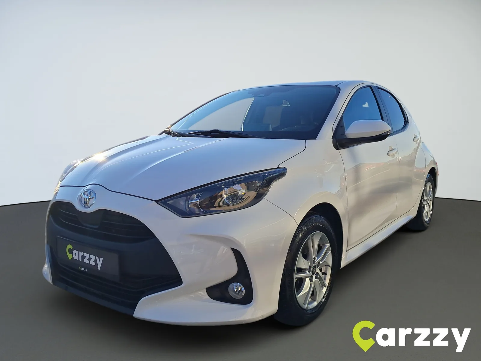 Toyota Yaris 2022 – fotografija 1