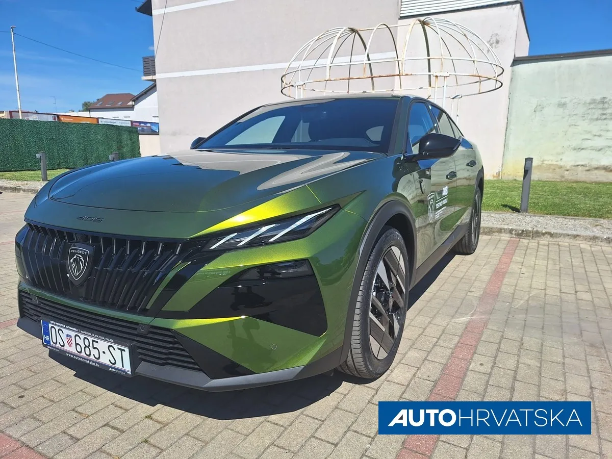 Peugeot 408