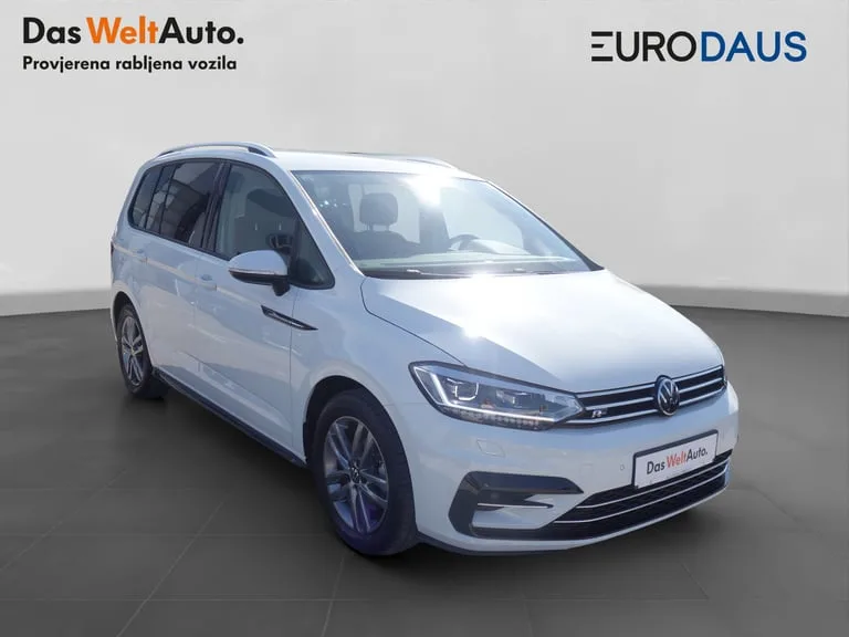 Volkswagen Touran 2025: fotografija 2