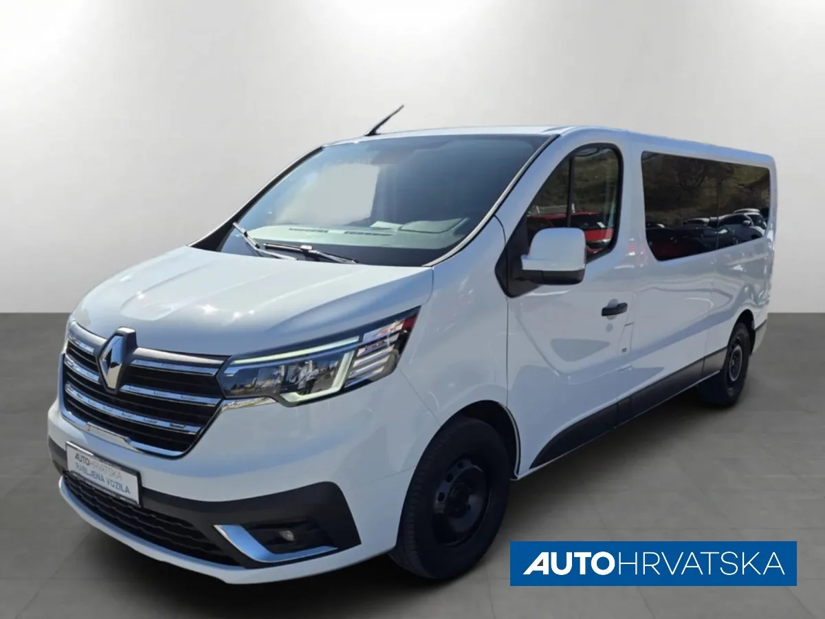 Renault Trafic 2022 – fotografija 1