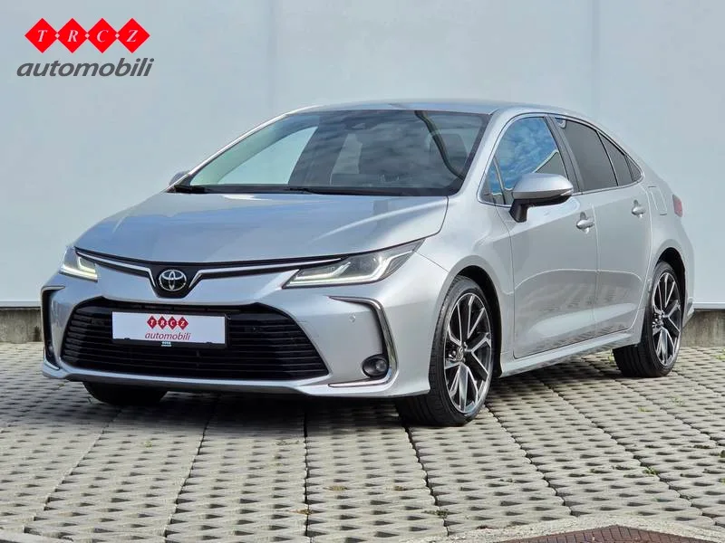 Toyota Corolla 2022 – fotografija 2