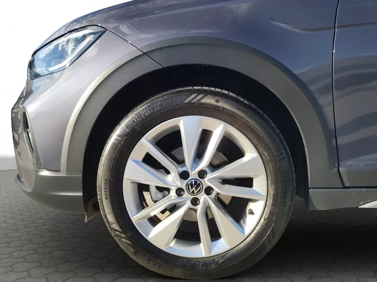 Volkswagen Taigo 2025: fotografija 18