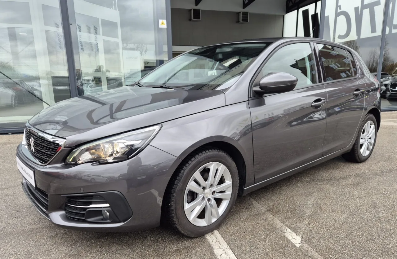 Peugeot 308 2019: fotografija 2