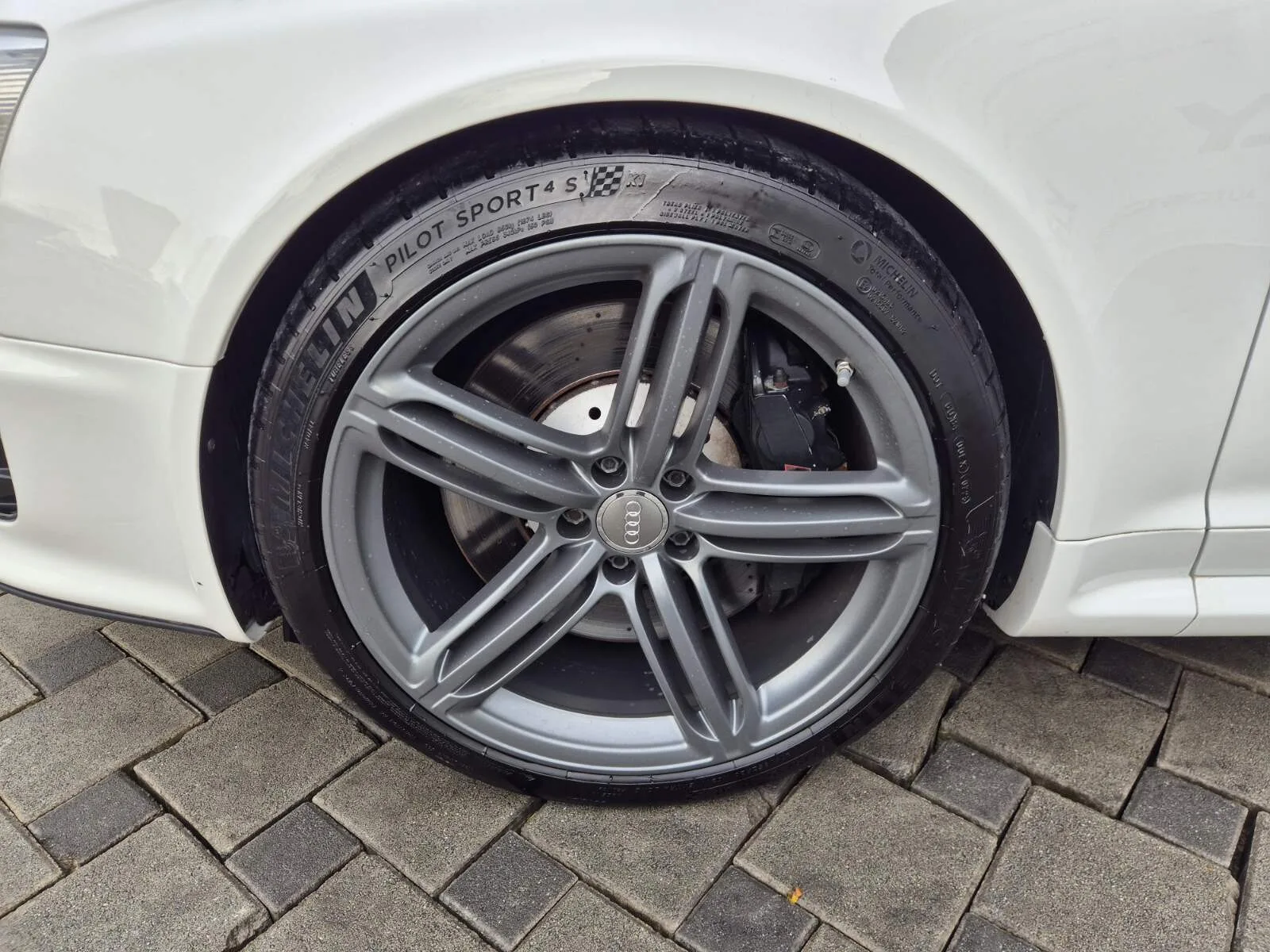 Audi Rs6 2009 – fotografija 24