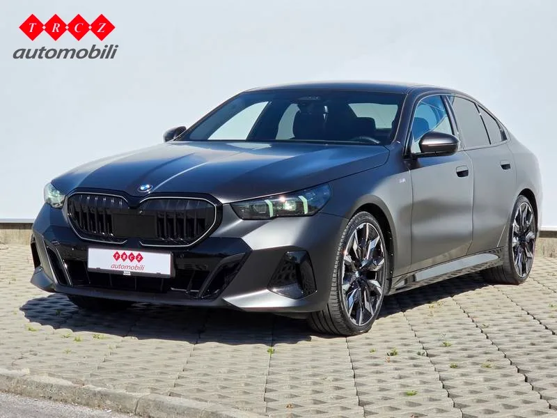 BMW Serija 5 2024 – fotografija 1