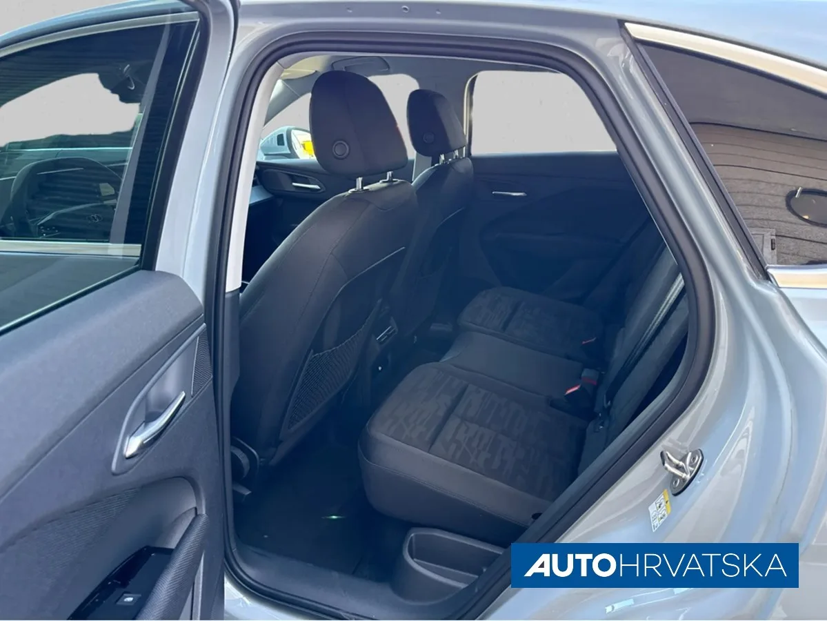 Audi Q3 2026: fotografija 10