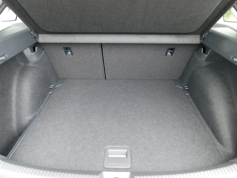 Volkswagen Taigo 2025: fotografija 15