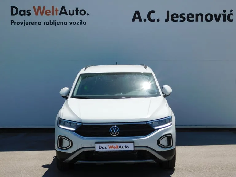 Volkswagen T-Roc 2025: fotografija 2