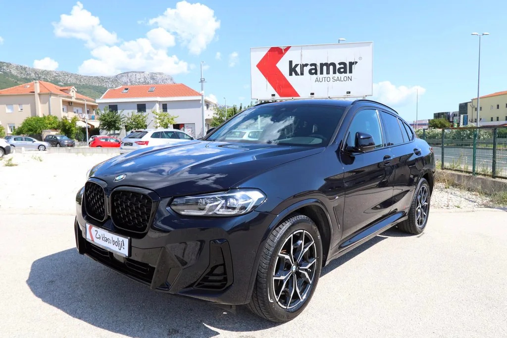 BMW X4 2023 – fotografija 1