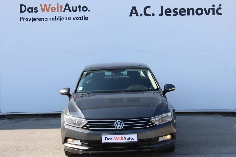 Volkswagen Passat B8 2016: fotografija 2