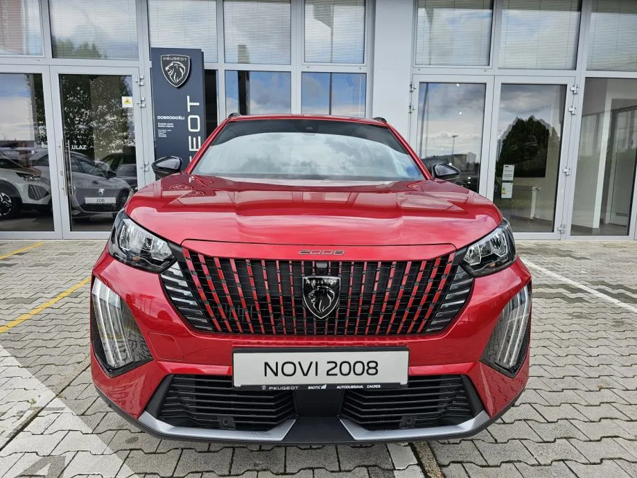 Peugeot 2008 2025: fotografija 2