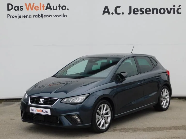 Seat Ibiza 2025: fotografija 1