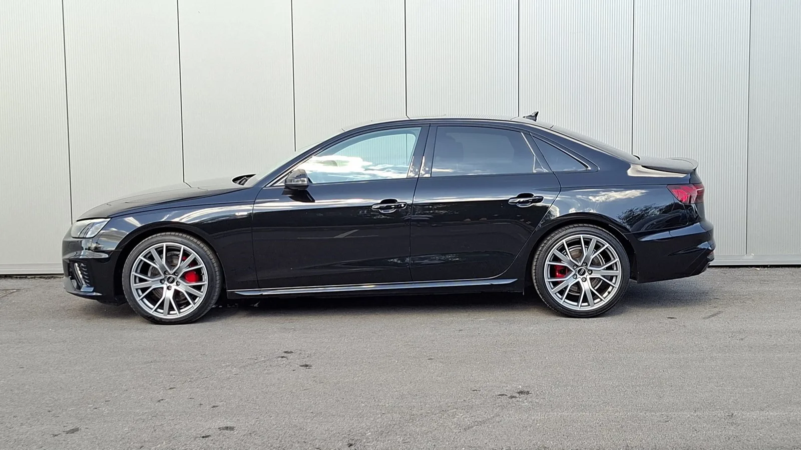 Audi A4 2024 – fotografija 2
