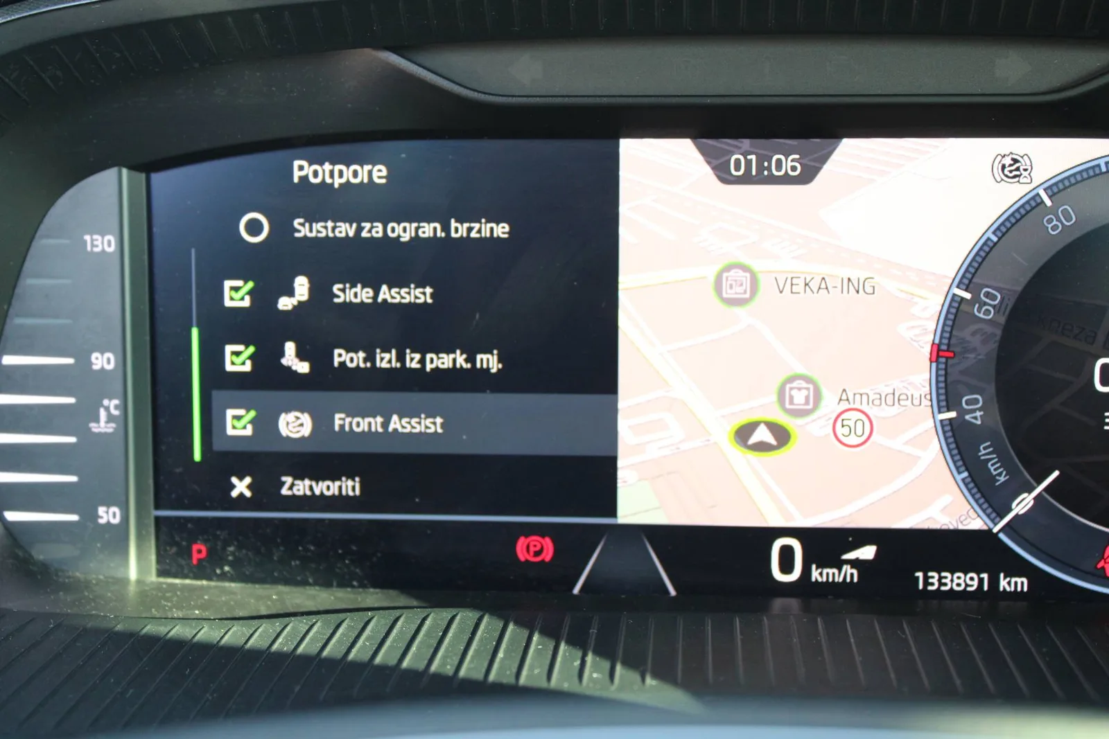 Škoda Octavia 2022: fotografija 25