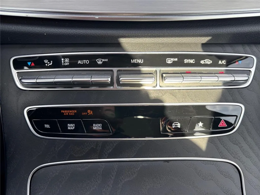 Mercedes-Benz E Klasa 2023 – fotografija 15
