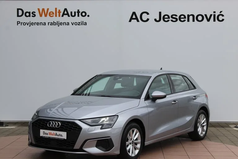 Audi A3 Sportback 2022: fotografija 1