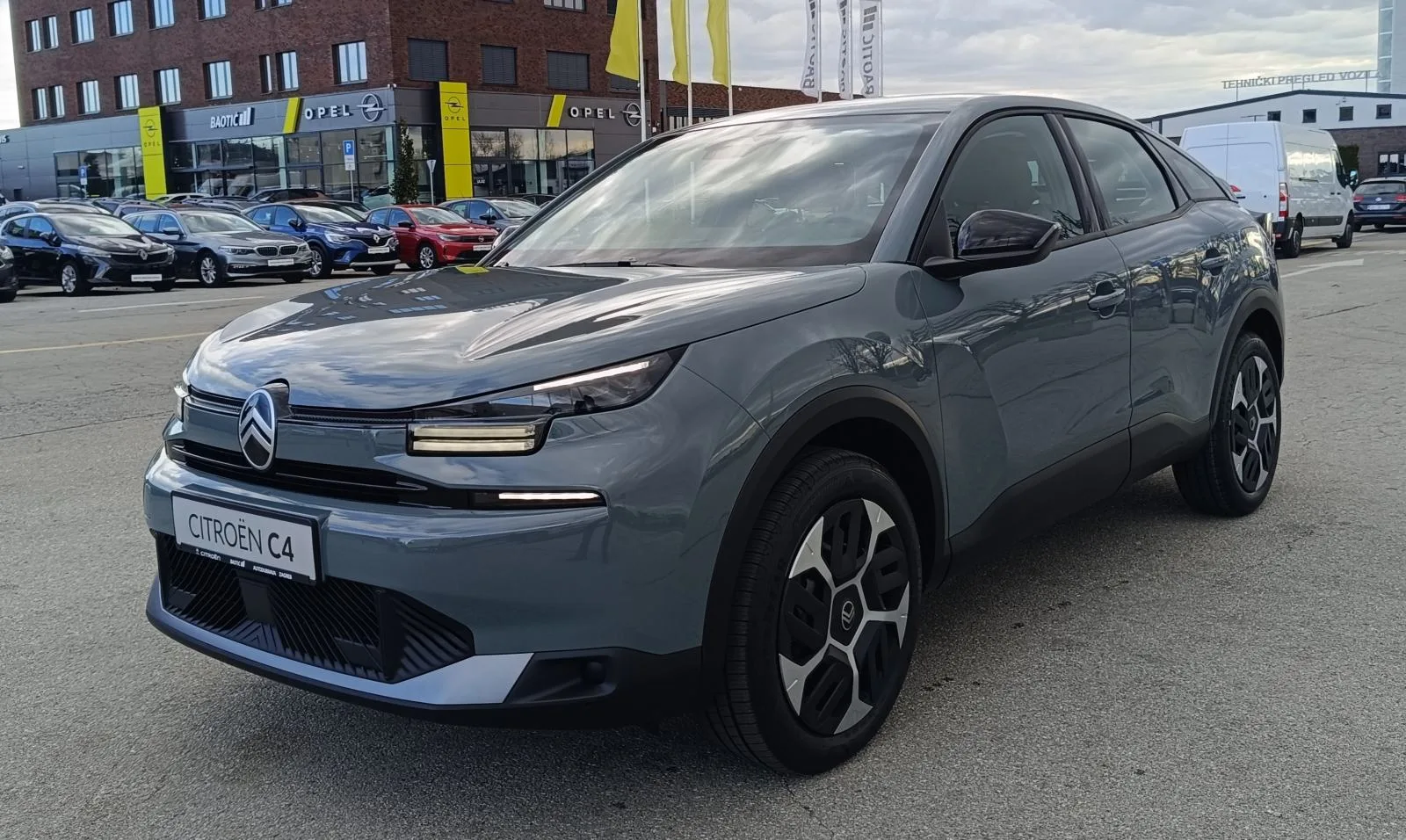 Citroen C4 2025: fotografija 1