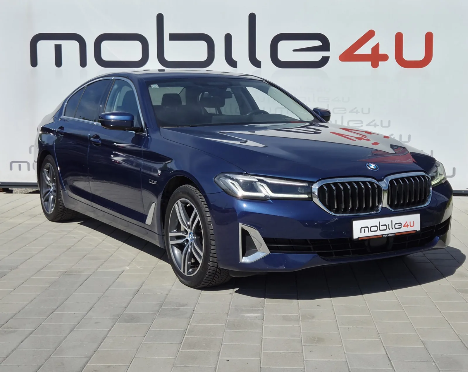 BMW Serija 5 2021 – fotografija 2