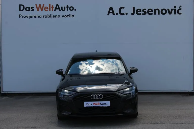 Audi A3 Sportback 2021: fotografija 2