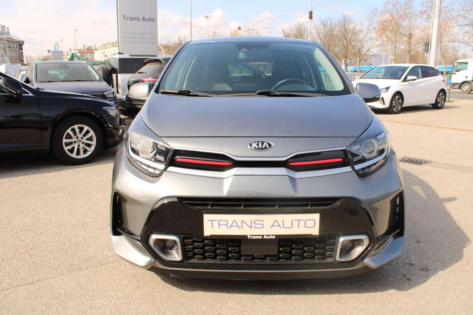 Kia Picanto 2021: fotografija 2