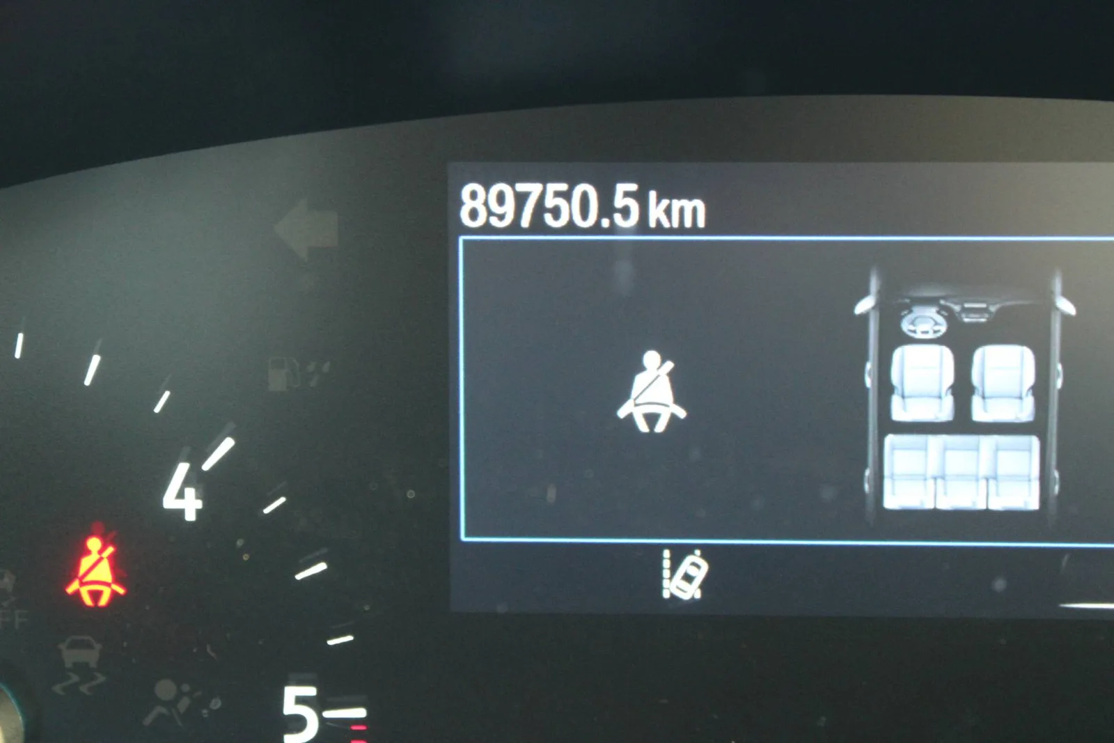 Ford Focus 2023: fotografija 23