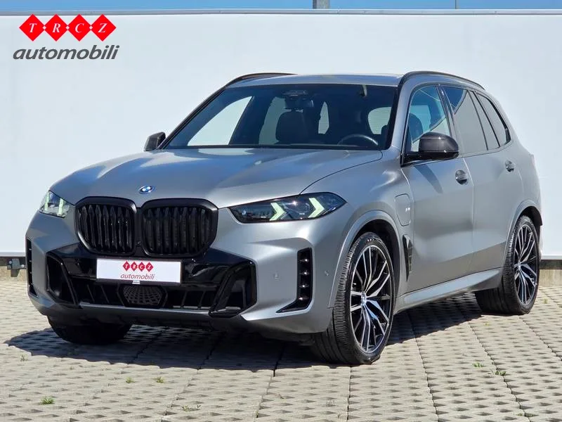 BMW X5 2025 – fotografija 1
