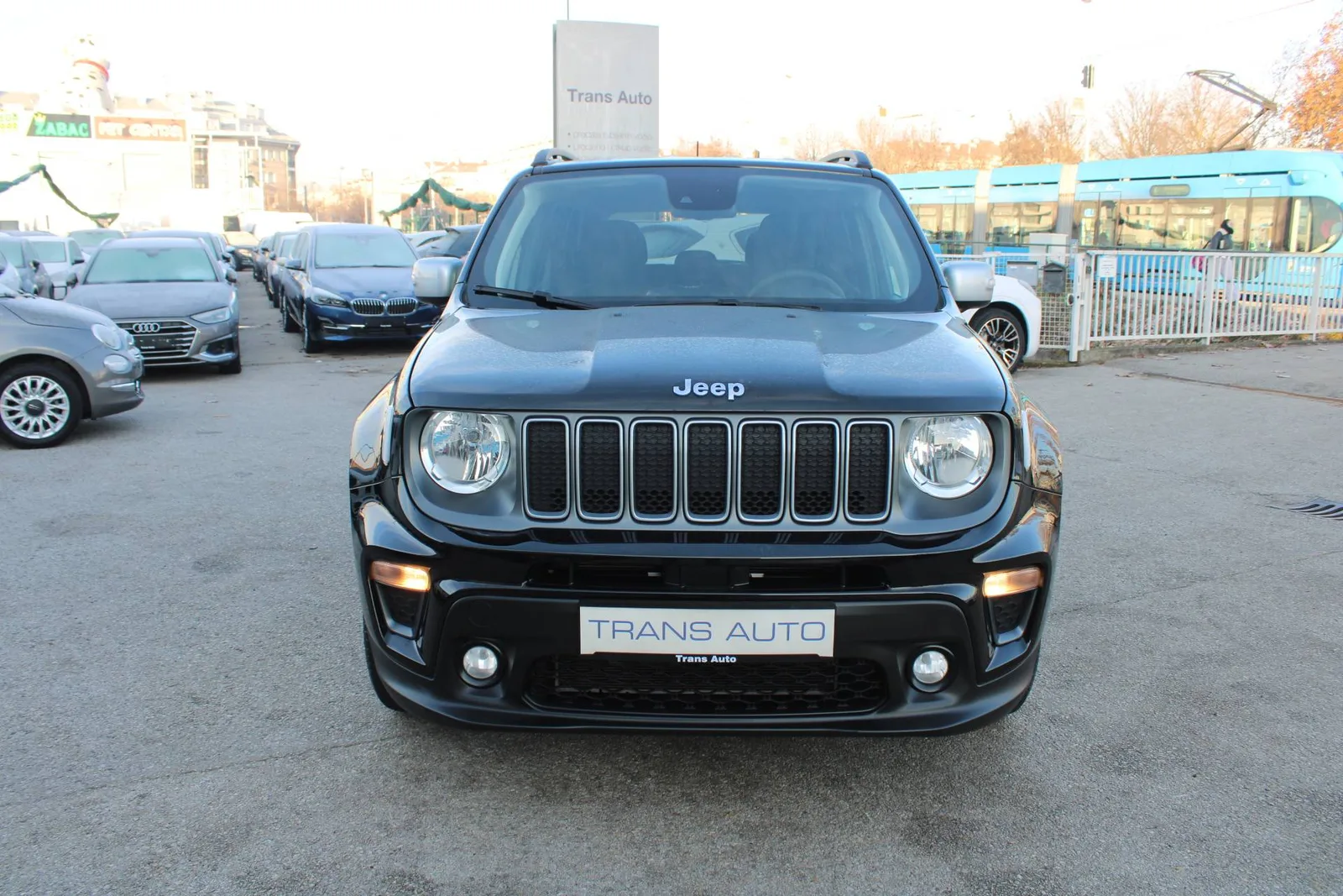 Jeep Renegade 2022: fotografija 2