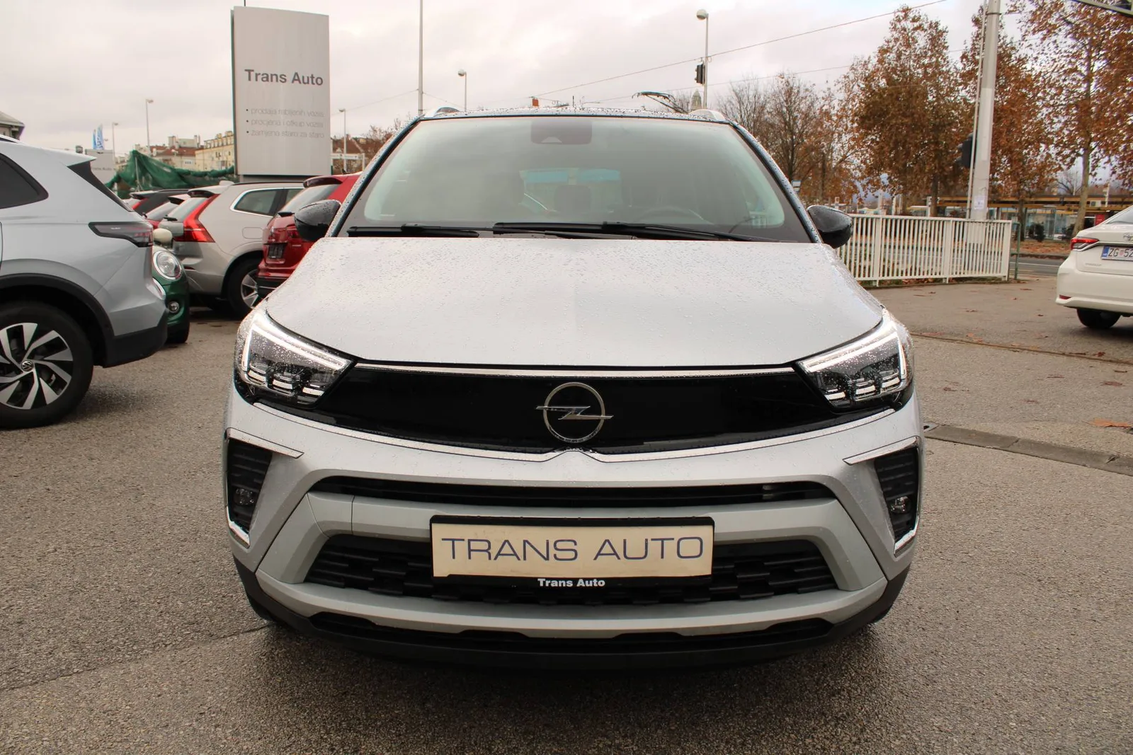 Opel Crossland 2023: fotografija 2