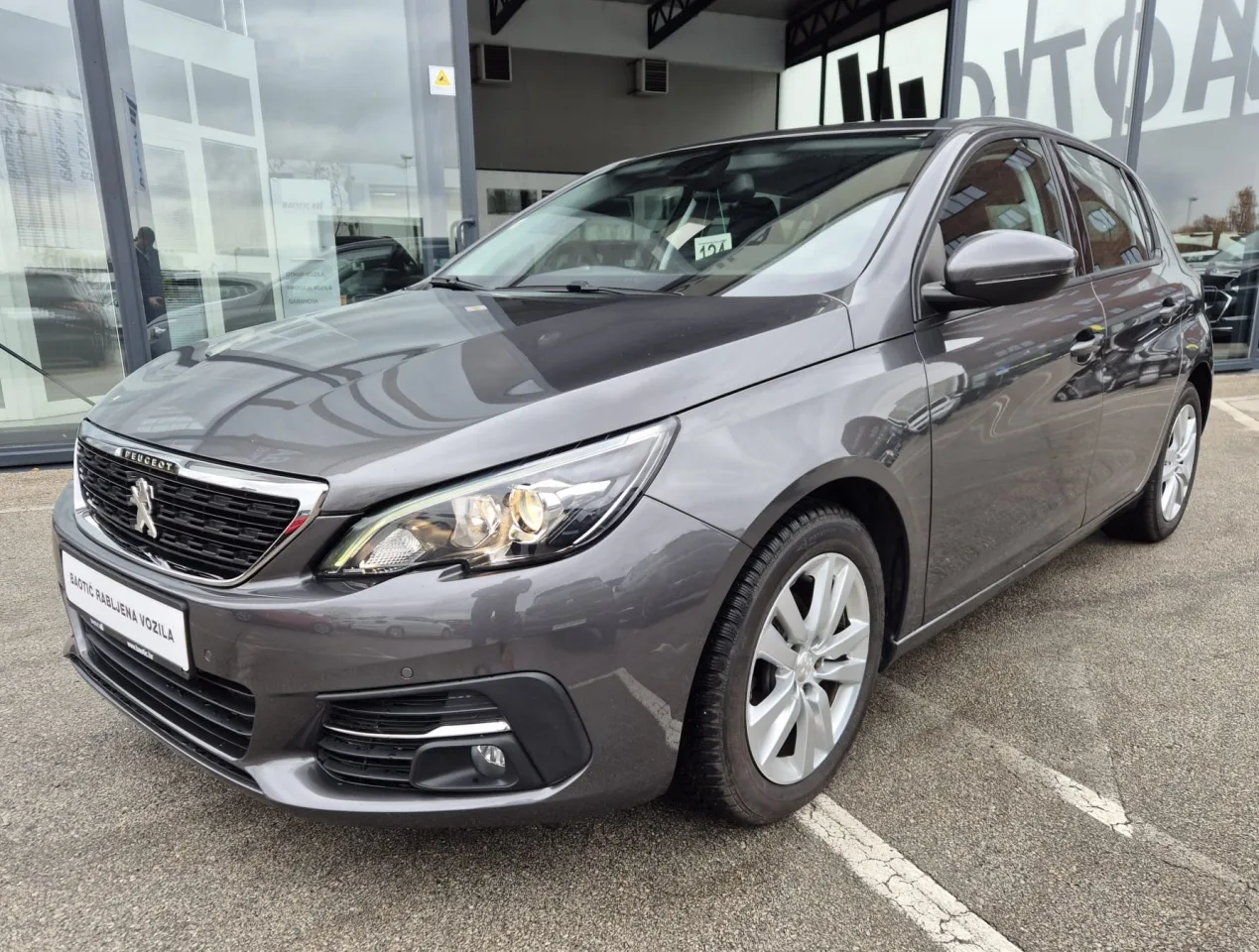 Peugeot 308