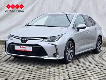 Toyota Corolla 2022 – fotografija 1