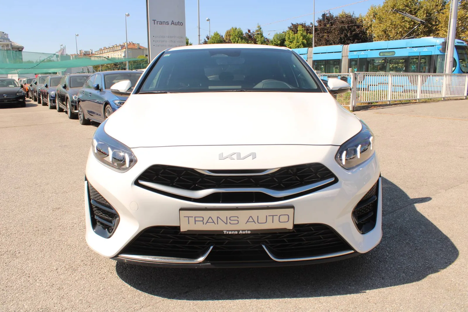Kia Cee'd 2024 – fotografija 2
