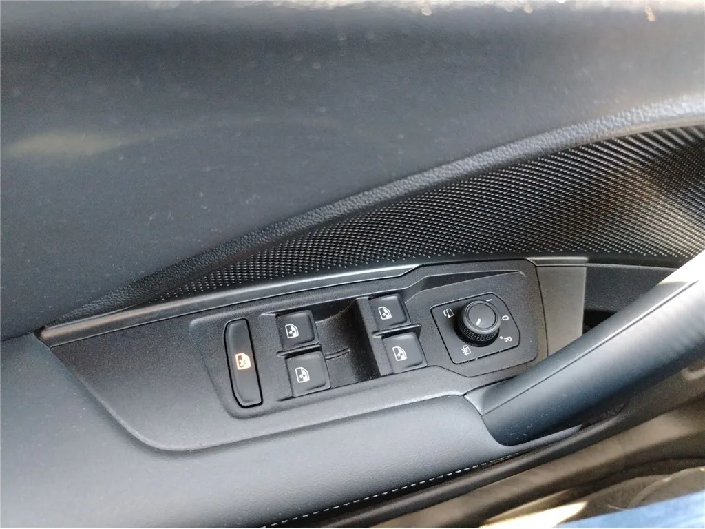 Volkswagen Tiguan 2024 – fotografija 20