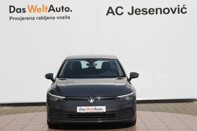 Volkswagen Golf 2021: fotografija 2